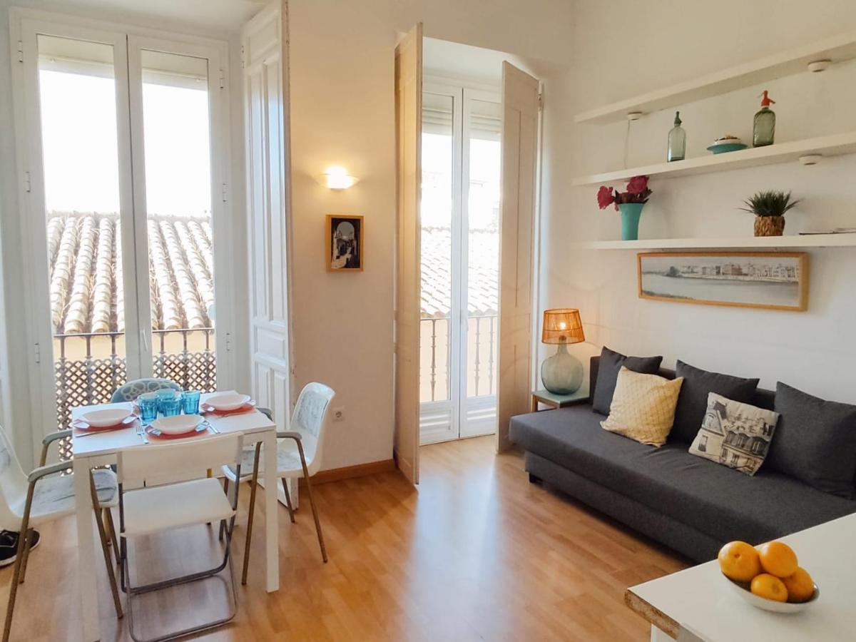 Homeyseville- Lovely Apartment In Seville City Center, Parking Optional Eksteriør billede